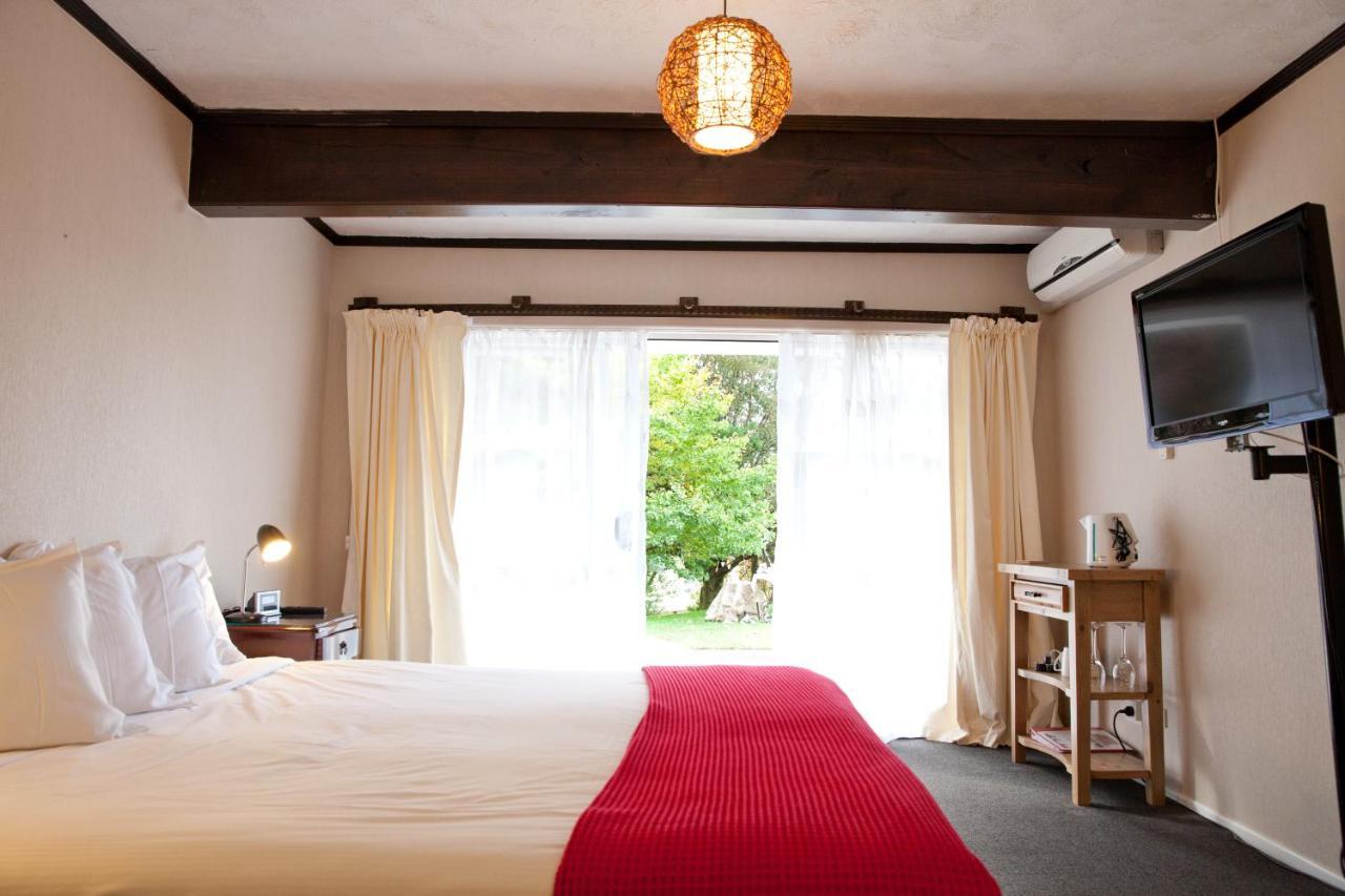 אוטורוהנגה Redwood Lodge Bed And Breakfast מראה חיצוני תמונה